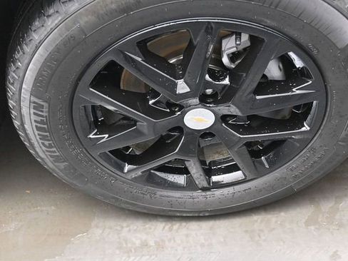 Used 2023 Chevrolet Equinox LT FWD image 29