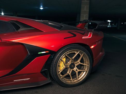 Used 2020 Lamborghini Aventador SVJ image 3