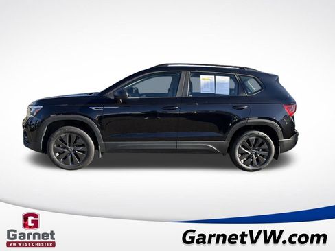 Used 2023 Volkswagen Taos S image 2