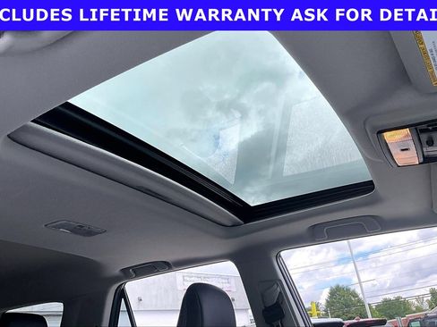 Used 2019 Toyota 4Runner SR5 Premium AWD/4WD image 19