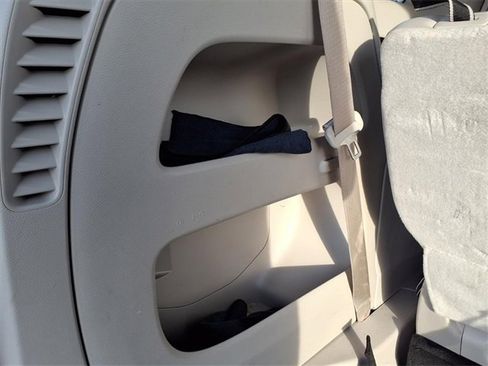 Used 2021 Chrysler Pacifica Touring-L image 77