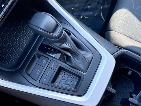 Used 2024 Toyota RAV4 XLE image 27