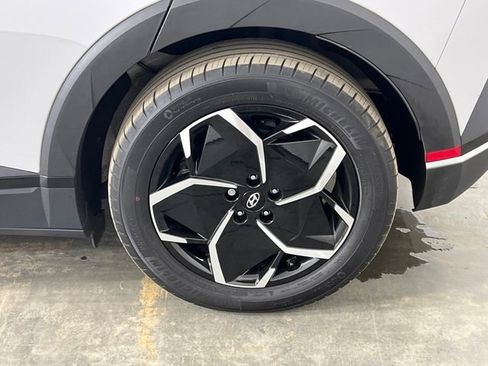 Used 2023 Hyundai Ioniq 5 SE image 42