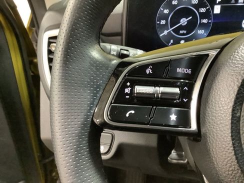 Certified 2024 Kia Seltos SX image 19