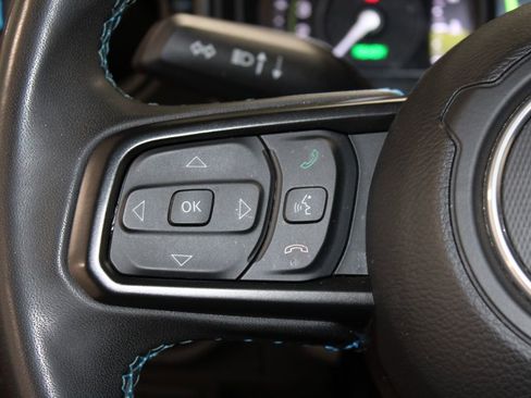 Used 2024 Jeep Wrangler Unlimited Rubicon 4xe image 37