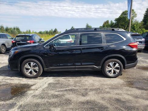 Used 2023 Subaru Ascent Premium w/ Convenience Package AWD/4WD image 4