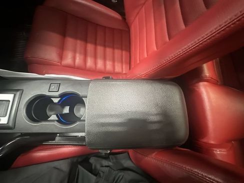Used 2009 Ford Mustang GT RWD image 28