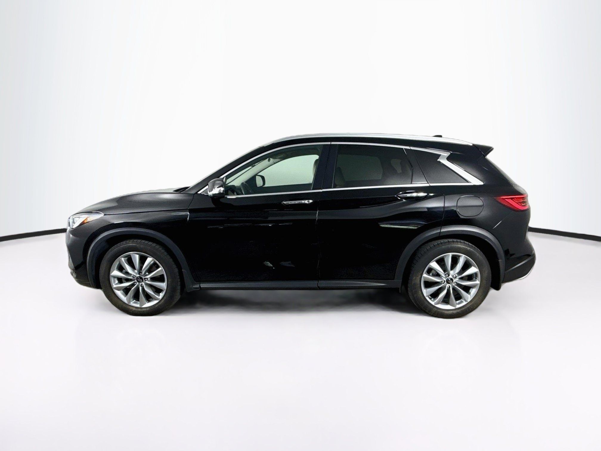 Used 2022 INFINITI QX50 Essential FWD image 7