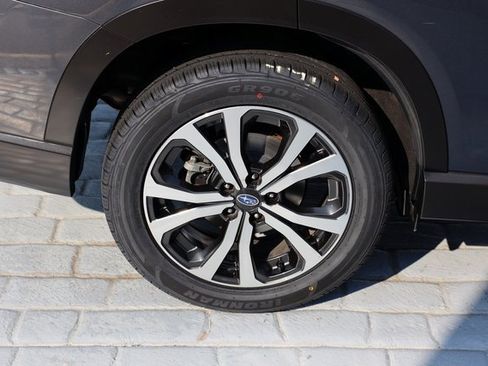 Used 2020 Subaru Forester Limited image 65