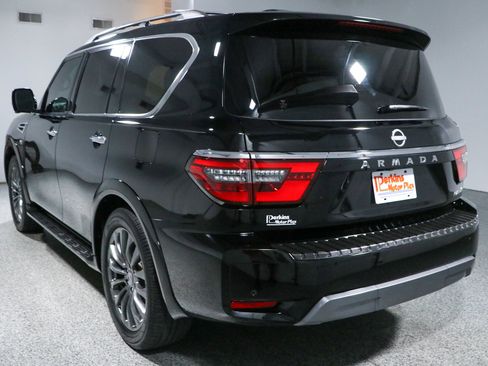 Used 2021 Nissan Armada Platinum RWD image 9