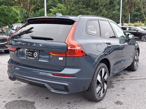 Certified 2024 Volvo XC60 T8 Plus w/ Climate Package AWD/4WD image 6