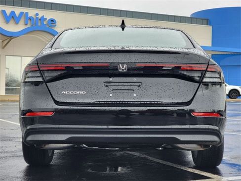 Used 2024 Honda Accord LX image 7