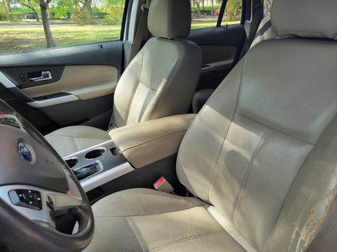 Used 2013 Ford Edge SEL image 13