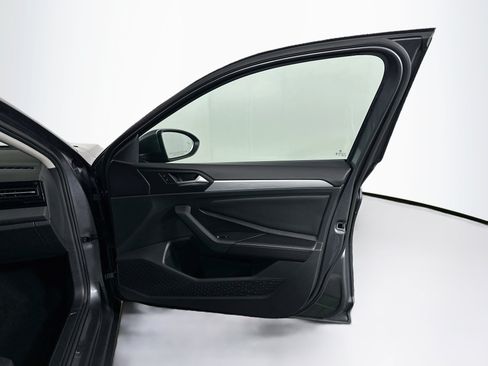 Used 2025 Volkswagen Jetta S FWD image 30