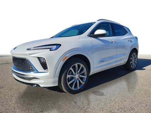 Used 2024 Buick Encore GX Avenir w/ Avenir Convenience Package image 2