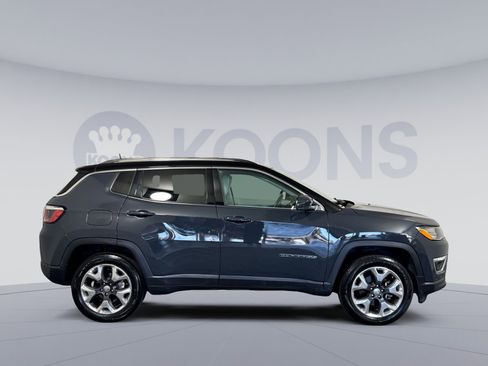 Used 2018 Jeep Compass Limited w/ Navigation Group AWD/4WD image 8