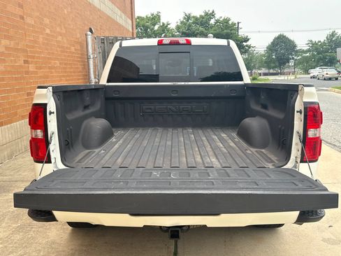 Used 2015 GMC Sierra 1500 Denali w/ Driver Alert Package AWD/4WD image 5