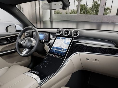 New 2026 Mercedes-Benz GLC 300 image 41