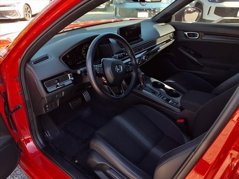 Used 2023 Honda Civic Sport image 15