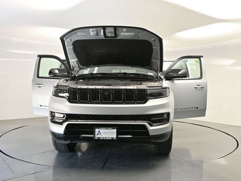 Used 2024 Jeep Grand Wagoneer Series II w/ Quick Order Packagew 28T AWD/4WD image 38