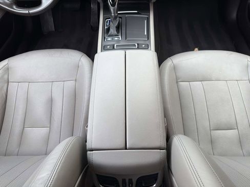 Used 2017 Genesis G80 3.8 image 26