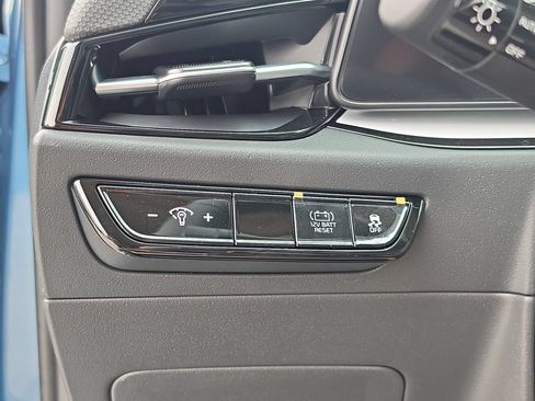 New 2026 Kia Niro EX FWD image 27