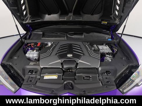 Used 2024 Lamborghini Urus Performante AWD/4WD image 56