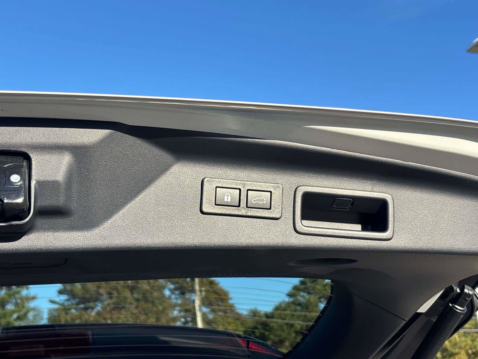 New 2026 Subaru Forester Touring AWD/4WD image 10