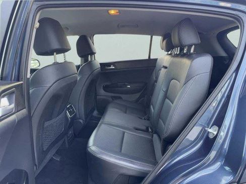Used 2021 Kia Sportage EX FWD image 36