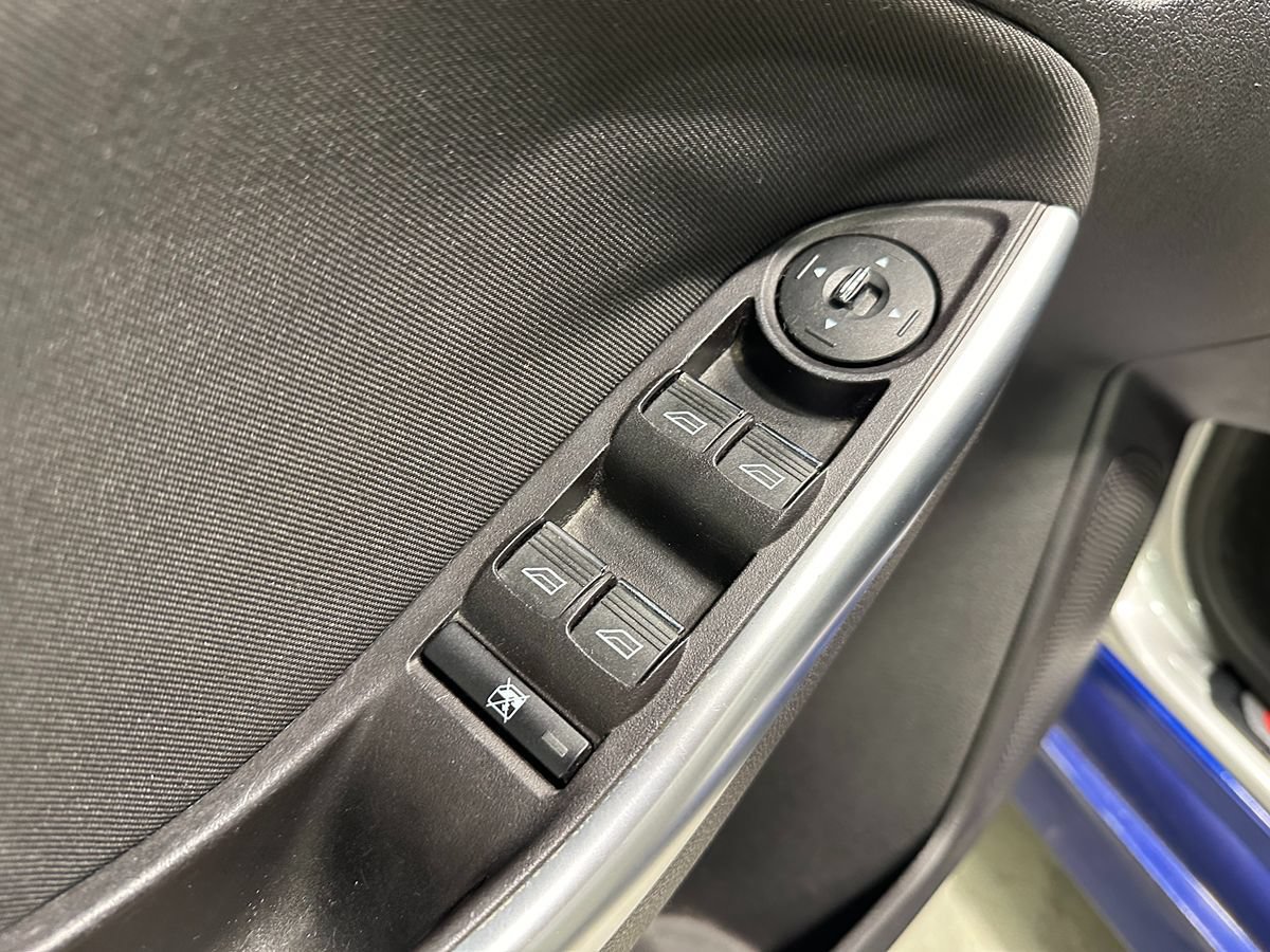 Used 2013 Ford Focus ST FWD image 25