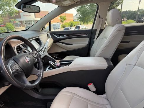 Used 2020 Buick Enclave Premium w/ Sun and Sites Package AWD/4WD image 5