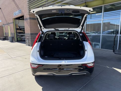 Used 2024 Kia Niro Wave w/ Wave Preserve Package image 36