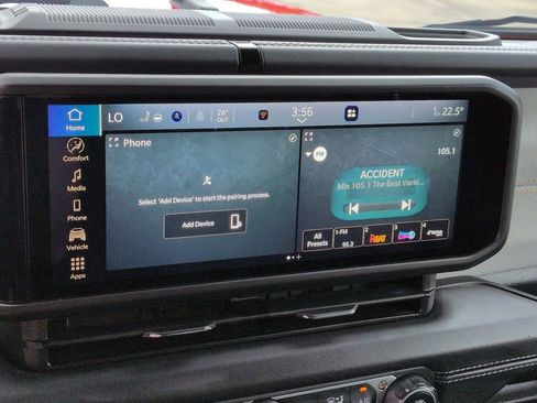 Used 2025 Jeep Wrangler Sahara w/ Safety Group image 16