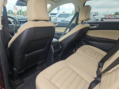 Used 2021 Ford Edge SEL w/ Convenience Package AWD/4WD image 15