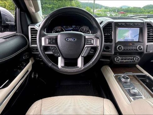 Certified 2021 Ford Expedition Platinum AWD/4WD image 5