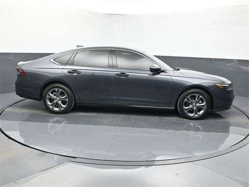 Used 2024 Honda Accord EX image 6