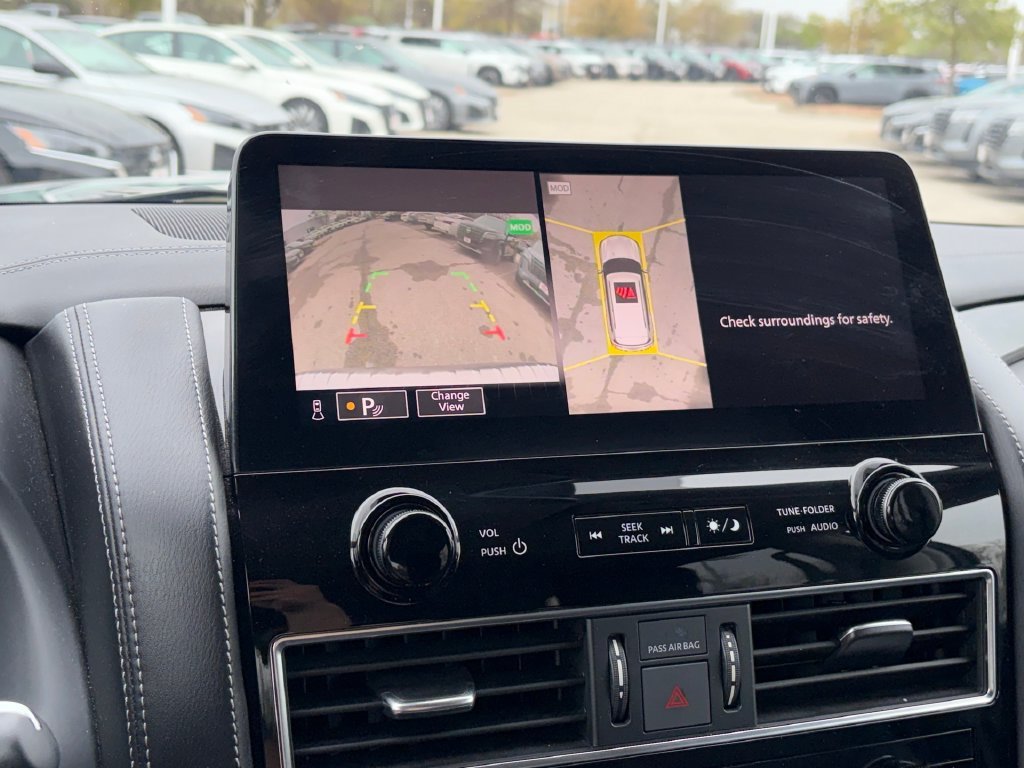 Used 2024 INFINITI QX80 Luxe AWD/4WD image 18