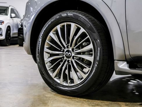 Used 2018 INFINITI QX80 2WD w/ Driver Assistance Package image 51