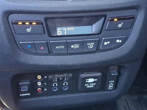 Used 2016 Honda Pilot Elite image 13