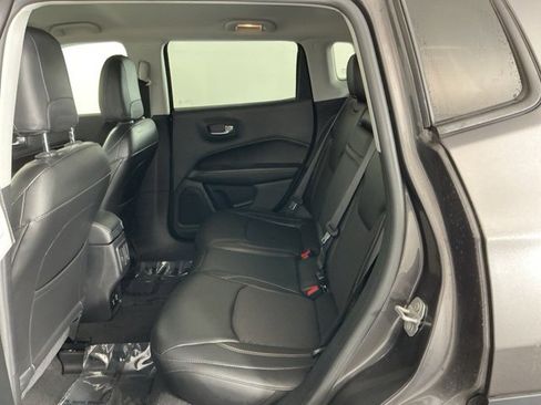 Used 2018 Jeep Compass Latitude w/ Popular Equipment Group image 26