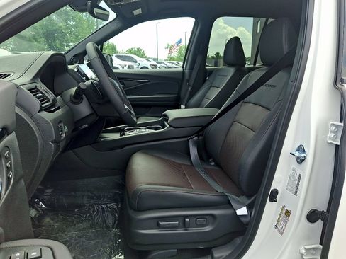 New 2026 Honda Ridgeline Black Edition image 6
