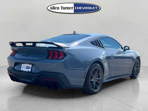 Used 2024 Ford Mustang Dark Horse image 4