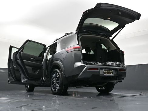 New 2026 Nissan Pathfinder Platinum w/ Cargo Package AWD/4WD image 38