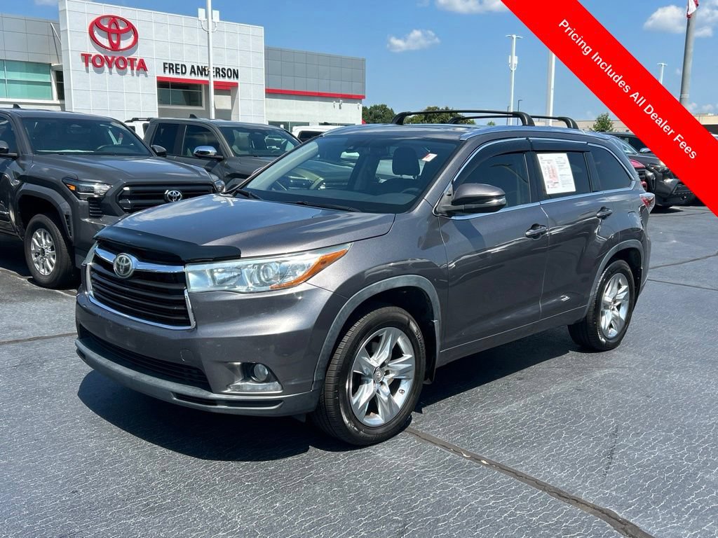 Used 2015 Toyota Highlander Limited Platinum FWD image 1