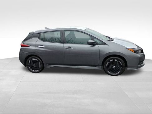 New 2025 Nissan Leaf SV Plus image 7