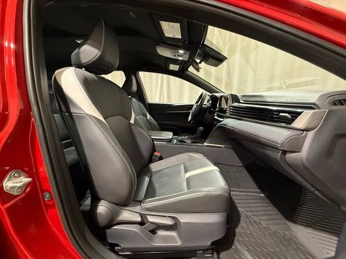 Certified 2025 Toyota Camry SE image 23