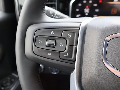 New 2026 GMC Sierra 1500 Elevation image 16