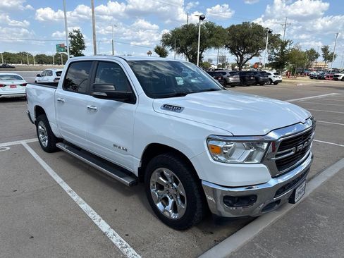 Used 2019 RAM 1500 Big Horn RWD image 17