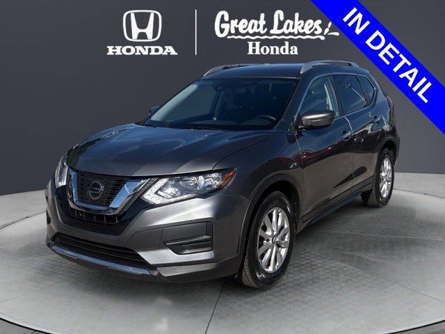 Used 2020 Nissan Rogue SV FWD image 2