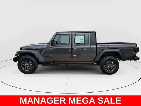 New 2026 Jeep Gladiator Sport AWD/4WD image 6